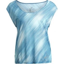 Nike Performance BREATHE COOL PRINTED Tshirt z nadrukiem light blue. Niebieskie t-shirty damskie marki Nike Performance, m, z nadrukiem, z materiału. W wyprzedaży za 132,30 zł.