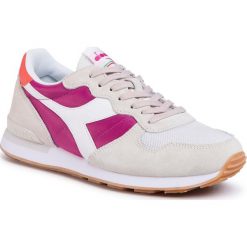 Sneakersy DIADORA - Camaro 501.159886 01 C8557 Wht/Fuchsia. Brązowe półbuty damskie Diadora, z zamszu. Za 349,00 zł.