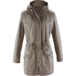 Kurtka parka bawełniana ze stójką i zaznaczoną talią bonprix brunatny. Pomarańczowe kurtki damskie bonprix, bez wzorów, z bawełny, bez kaptura. Za 189,99 zł.