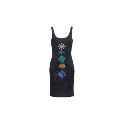 Sukienki krótkie Desigual COQUE. Czarne sukienki damskie Desigual, s, bez wzorów, bez kołnierzyka, z krótkim rękawem, krótkie, mini. Za 349,00 zł.