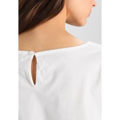 Bluzki damskie: Grace CAPRI Bluzka white