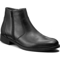 Kozaki GINO ROSSI - Chuck MBV801-K35-RG00-9900-F 99. Czarne glany męskie Gino Rossi, ze skóry. W wyprzedaży za 279,00 zł.