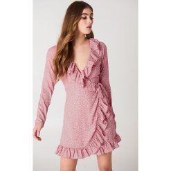 Sukienki: NA-KD Boho Sukienka w groszki – Pink