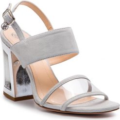 Sandały SOLO FEMME - 60821-11-G15/000-07-00 Jasny Szary. Klapki damskie Solo Femme. W wyprzedaży za 259,00 zł.