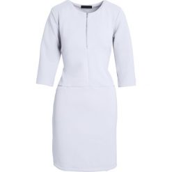 Jasnoszara Sukienka Got Spirit. Szare sukienki damskie marki Born2be, xl, midi, oversize. Za 69,99 zł.