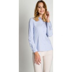 Błękitna koszula BIALCON. Niebieskie bluzki damskie marki BIALCON, bez wzorów, eleganckie, z wykładanym kołnierzem, z długim rękawem. Za 185,00 zł.
