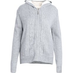 Szara Bluza Simple Sunday. Szare bluzy damskie Born2be, uniwersalny, ze splotem, z kapturem. Za 89,99 zł.
