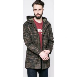 Jack & Jones - Kurtka. Zielone płaszcze męskie Jack & Jones, s, bez wzorów, z bawełny, długie, z kapturem. W wyprzedaży za 179,90 zł.