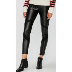 Silvian Heach - Legginsy. Szare legginsy marki Silvian Heach, na co dzień, m, z dzianiny, casualowe, z włoskim kołnierzykiem, z długim rękawem, dopasowane. Za 279,90 zł.