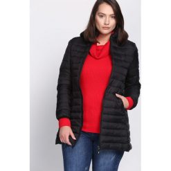 Czarna Kurtka Weakness. Czarne bomberki damskie Born2be, na zimę, xl, z kapturem. Za 129,99 zł.