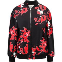 Bomberki damskie: JUST FEMALE THEORY Kurtka Bomber tan black