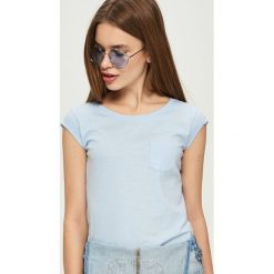 T-shirty damskie: T-shirt basic – Niebieski