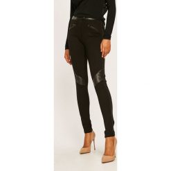 Silvian Heach - Legginsy. Czarne spodnie damskie s, z elastanu, z standardowym stanem. W wyprzedaży za 249,90 zł.