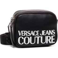Torebka VERSACE JEANS COUTURE - E1VVBBM6 71413 899. Czarne listonoszki damskie Versace Jeans Couture, bez wzorów, z jeansu, bez dodatków. W wyprzedaży za 439,00 zł.