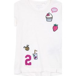 Name it - Top dziecięcy 92-128 cm. Białe topy damskie marki Name it, z aplikacjami, z bawełny, z okrągłym kołnierzem. W wyprzedaży za 34,90 zł.