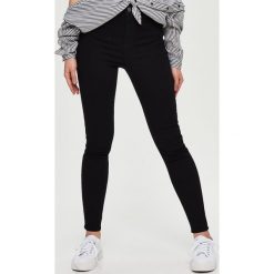 Spodnie damskie: Jeansy high waist - Czarny