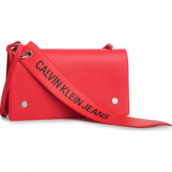 Torebka CALVIN KLEIN JEANS - Logo Banner Shoulder Flap Bag K40K400823 634. Czerwone listonoszki damskie marki Calvin Klein Jeans, bez wzorów, z jeansu, bez dodatków. Za 449,00 zł.