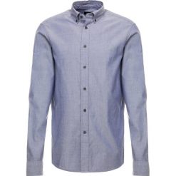 Calvin Klein GALDO LOGO OXFORD FITTED Koszula blue. Niebieskie koszule męskie Calvin Klein, xs, bez wzorów, z bawełny, bez kołnierzyka, bez rękawów. Za 349,00 zł.