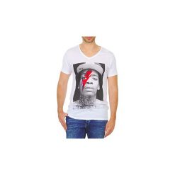 T-shirty z krótkim rękawem Eleven Paris KALIFA M. Białe t-shirty męskie marki Eleven Paris, xl, bez wzorów, bez kołnierzyka, krótkie. Za 143,20 zł.