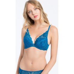 Biustonosze bardotka: Gossard – Biustonosz