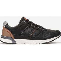Czarne Półbuty Finnlay. Czarne buty sportowe męskie Born2be, na lato, na sznurówki. Za 129,99 zł.