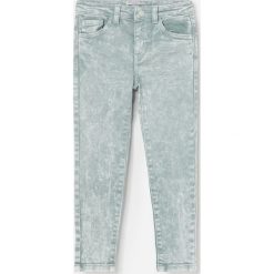 Spodnie jeansowe slim fit - Turkusowy. Niebieskie spodnie damskie Reserved, z jeansu. Za 79,99 zł.