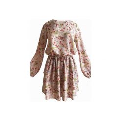 Sukienka MISSI Boho. Różowe sukienki damskie marki Elevenstory, s, bez wzorów, z wiskozy, boho, z włoskim kołnierzykiem, bez rękawów. Za 179,00 zł.