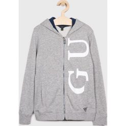 Guess Jeans - Bluza dziecięca 118-175 cm. Szare bluzy chłopięce Guess Jeans, z nadrukiem, z bawełny, bez rękawów, z kapturem. W wyprzedaży za 149,90 zł.