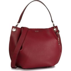 Torebka GUESS - Digital (Vg) HWVG68 53030 RED. Czerwone torebki klasyczne damskie Guess, z aplikacjami, ze skóry ekologicznej, klasyczne, bez dodatków. Za 679,00 zł.