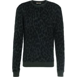Swetry klasyczne męskie: Nuur Sweter verde