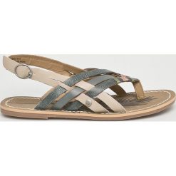 Pepe Jeans - Sandały. Pomarańczowe klapki damskie Pepe Jeans, bez wzorów, z jeansu, bez obcasa, na obcasie. W wyprzedaży za 159,90 zł.