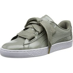 BUTY BASKET HEART. Białe trampki i tenisówki damskie Puma, bez wzorów, z gumy, bez zapięcia. W wyprzedaży za 149,99 zł.