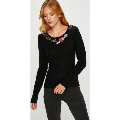Silvian Heach - Sweter. Czarne swetry klasyczne damskie marki Silvian Heach, s, z elastanu, klasyczne, z okrągłym kołnierzem. W wyprzedaży za 299,90 zł.