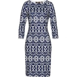 Sukienka bonprix beżowo-ciemnoniebieski z nadrukiem. Białe sukienki damskie bonprix, z nadrukiem, eleganckie, bez kołnierzyka, bez rękawów. Za 109,99 zł.