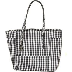 Torebka w kolorze biało-czarnym - (S)40 x (W)29 x (G)13 cm. Czarne torebki klasyczne damskie marki Guess, bez wzorów, z poliesteru, na ramię, bez dodatków. W wyprzedaży za 649,95 zł.