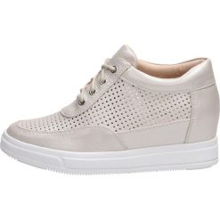 Sneakersy, botki damskie M.DASZYŃSKI SA143-1BE. Brązowe półbuty damskie M.Daszyński. W wyprzedaży za 149,00 zł.