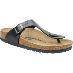 Birkenstock Gizeh 541953. Czarne klapki damskie Birkenstock, bez wzorów, z syntetyku, bez obcasa. W wyprzedaży za 179,99 zł.