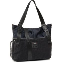 Torebka MONNARI - BAG2670-013 Navy. Niebieskie torebki klasyczne damskie Monnari, z materiału, klasyczne. W wyprzedaży za 199,00 zł.