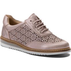 Półbuty CAPRICE - 9-23504-20 Rose Metallic 520. Różowe półbuty damskie Caprice, na co dzień, bez wzorów, ze skóry, bez obcasa, na płaskiej podeszwie, bez zapięcia. W wyprzedaży za 199,00 zł.