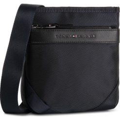Saszetka TOMMY HILFIGER - Elevated Nylon Mini Crossover AM0AM05027 CJM. Niebieskie torby męskie skórzane TOMMY HILFIGER, bez wzorów, ze skóry ekologicznej, młodzieżowe. Za 359,00 zł.
