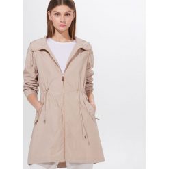 Kurtka typu parka z kapturem - Beżowy. Brązowe kurtki damskie Mohito. Za 249,99 zł.