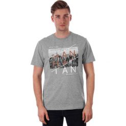 T-shirt Szary Męski z Nadrukiem, Krótki Rękaw, Just Yuppi, Koszulka, Manhattan, New York TSJTYUP9228kol6SZARY. Szare koszulki męskie Just Yuppi, m, z nadrukiem, z tkaniny, casualowe, bez kołnierzyka, z krótkim rękawem, krótkie. W wyprzedaży za 39,00 zł.