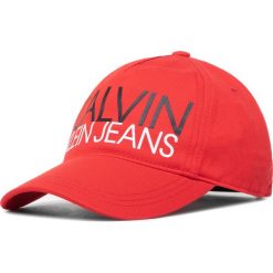 Czapka z daszkiem CALVIN KLEIN JEANS - Cut Off Logo Baseball Cap IU0IU00136 XND. Czerwone czapki damskie Calvin Klein Jeans, bez wzorów, z bawełny. Za 139,00 zł.