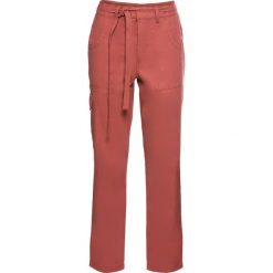 Spodnie lniane bojówki bonprix brązowy marsala. Czerwone spodnie damskie bonprix. Za 49,99 zł.