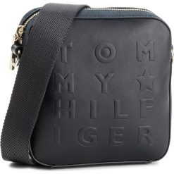 Listonoszki damskie: Torebka TOMMY HILFIGER – Logo Story Crossover AW0AW04947 413