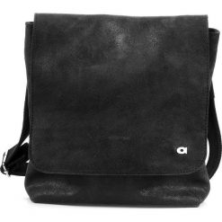 DAAG Jazzy Risk 134 czarna torba skórzana unisex listonoszka przez ramię - Czarny. Czarne torby męskie skórzane daag, bez wzorów, ze skóry, na ramię. Za 239,99 zł.