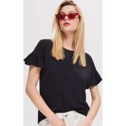 Bluzka z falbanami - Czarny. Czarne bluzki damskie Reserved, s, bez wzorów, bez kołnierzyka, bez rękawów. Za 59,99 zł.