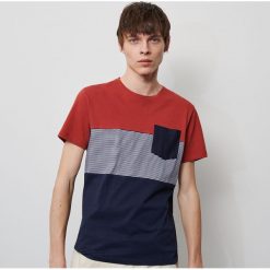 T-shirt z łączonych materiałów - Jasny szary. Szare t-shirty męskie Reserved, s, bez wzorów, z materiału, bez kołnierzyka. Za 49,99 zł.