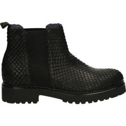 Botki - 9579 VIP NERO. Czarne botki damskie skórzane marki Venezia, na obcasie. Za 229,00 zł.