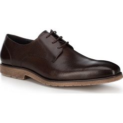 Buty męskie. Pomarańczowe buty wizytowe męskie Wittchen, ze skóry, bez zapięcia. W wyprzedaży za 319,90 zł.